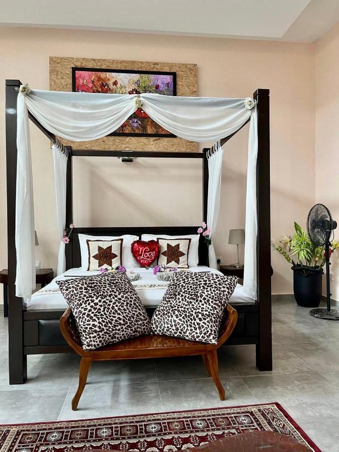 Adagaya Villa - Villa With Private Pool, Without Pool Pantai Cenang  Exterior photo