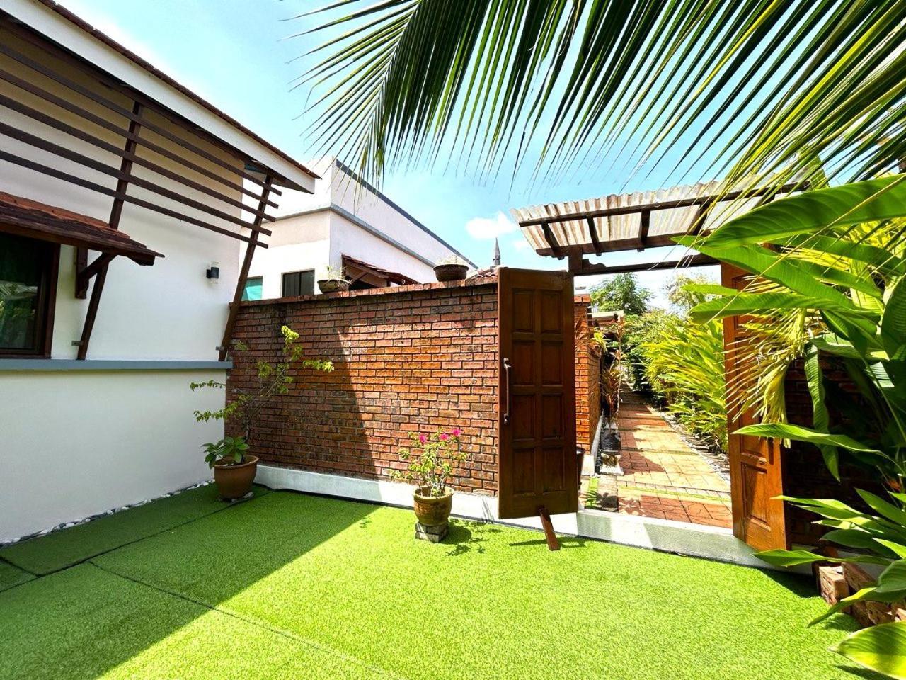 Adagaya Villa - Villa With Private Pool, Without Pool Pantai Cenang  Exterior photo
