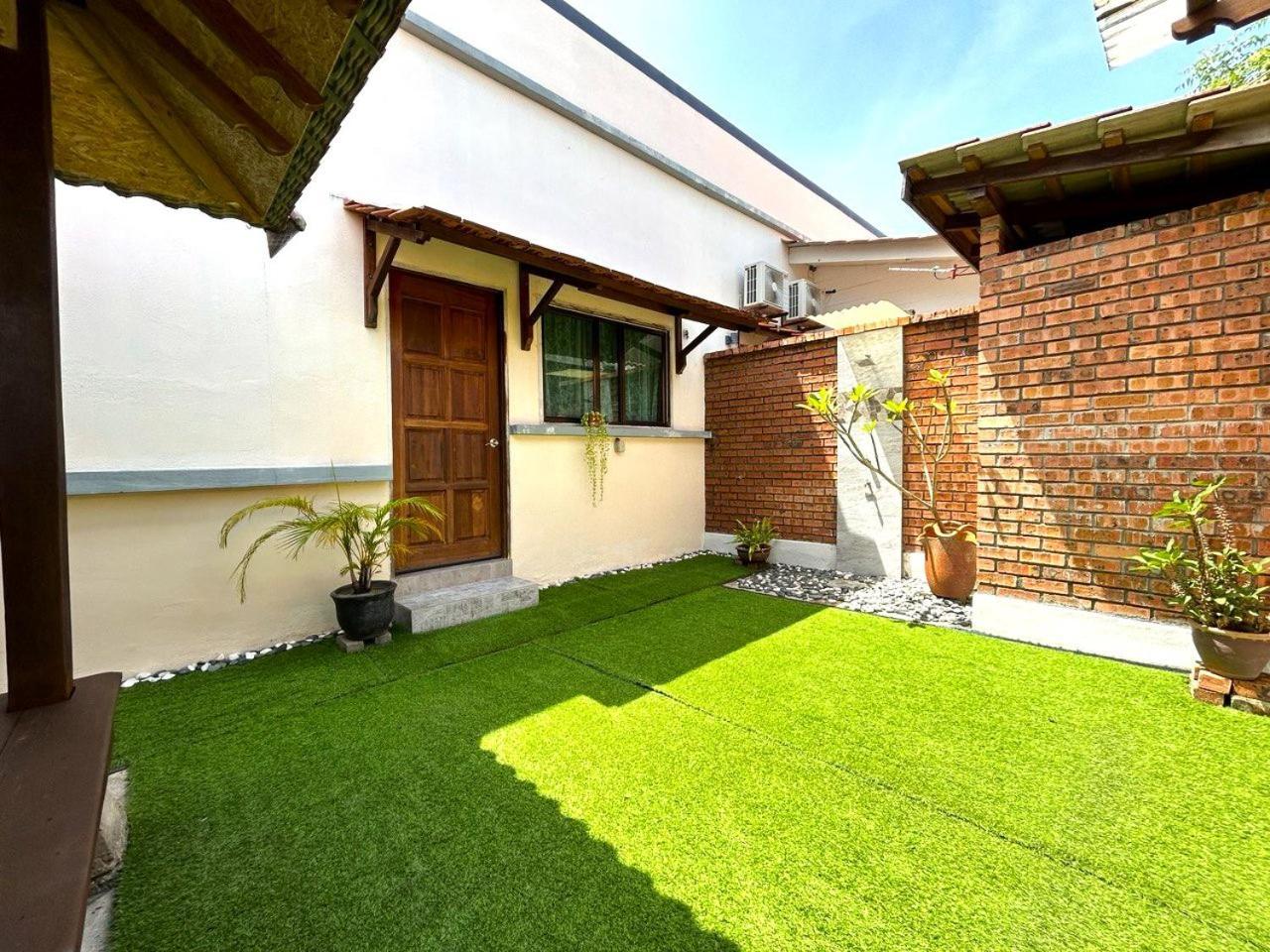 Adagaya Villa - Villa With Private Pool, Without Pool Pantai Cenang  Exterior photo